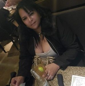 Meet your Posher, Dayma